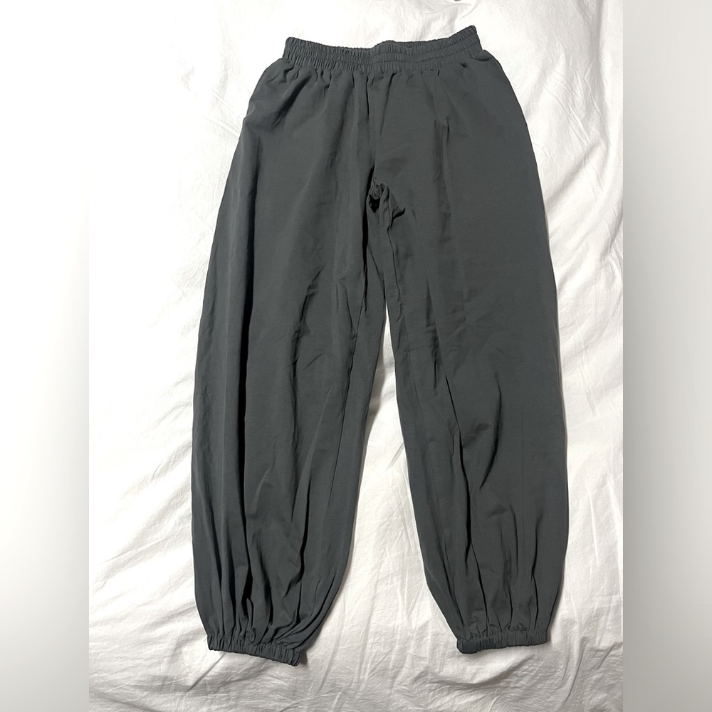 Grey lounge pants, women’s, size small